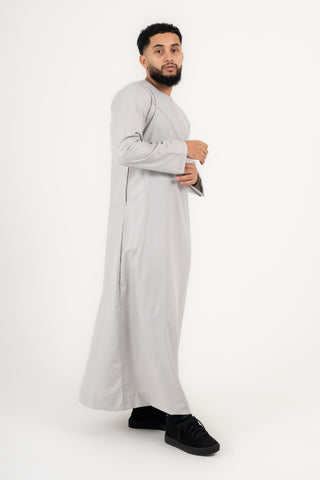 Rajul Qamari Emirati Ecru Mens Thobe Jubbah