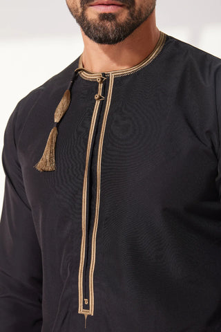 Faris Omani Black Thobe